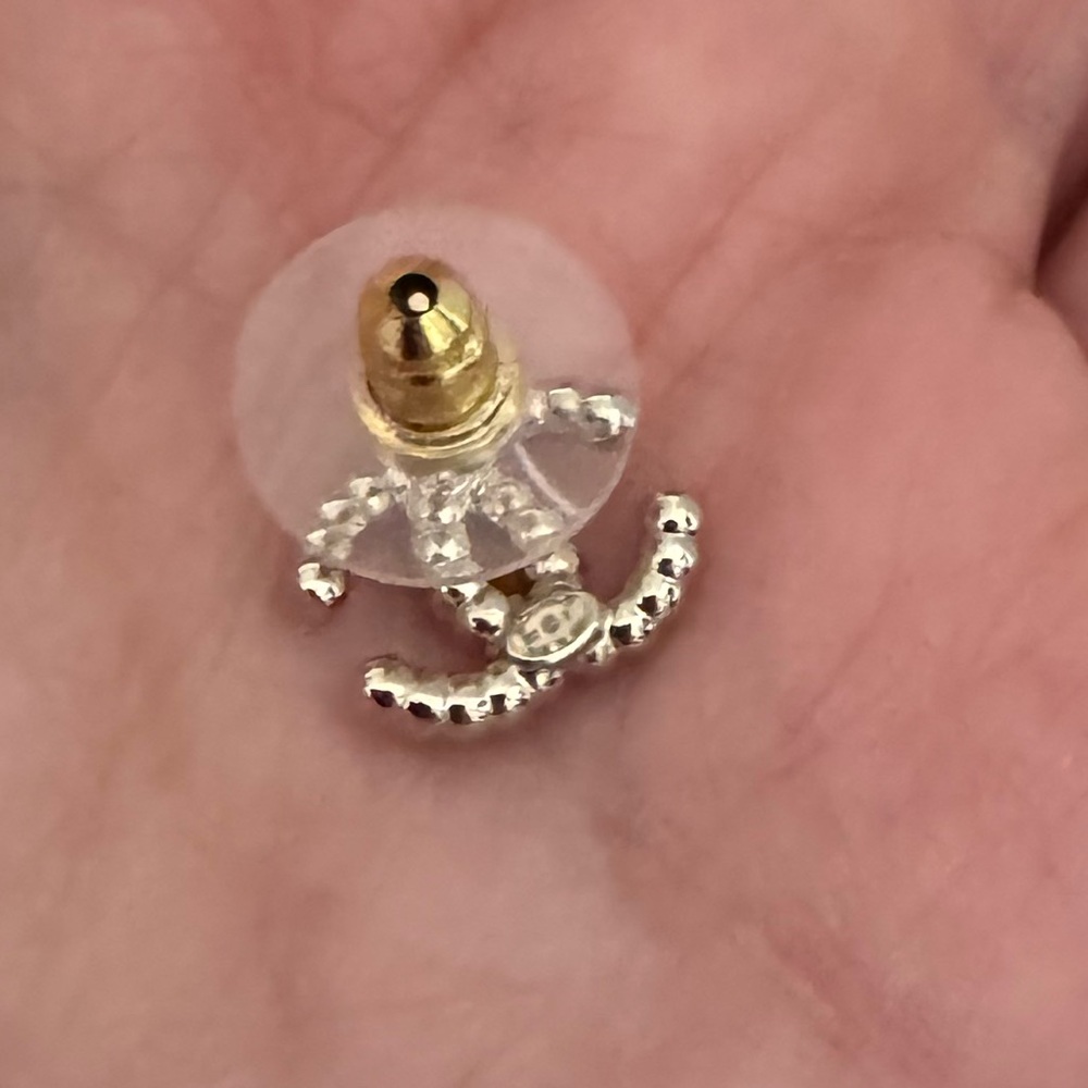 Chanel earrings BNIB - Picture 6 of 6